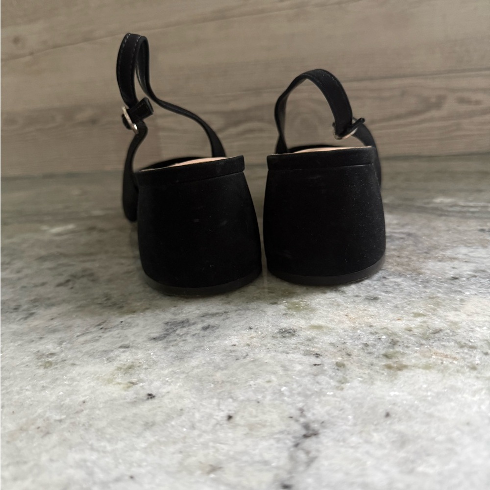 Real Suede Steve Madden Black Two-Tone Pointed Slingback Pumps - Picture 3 of 7